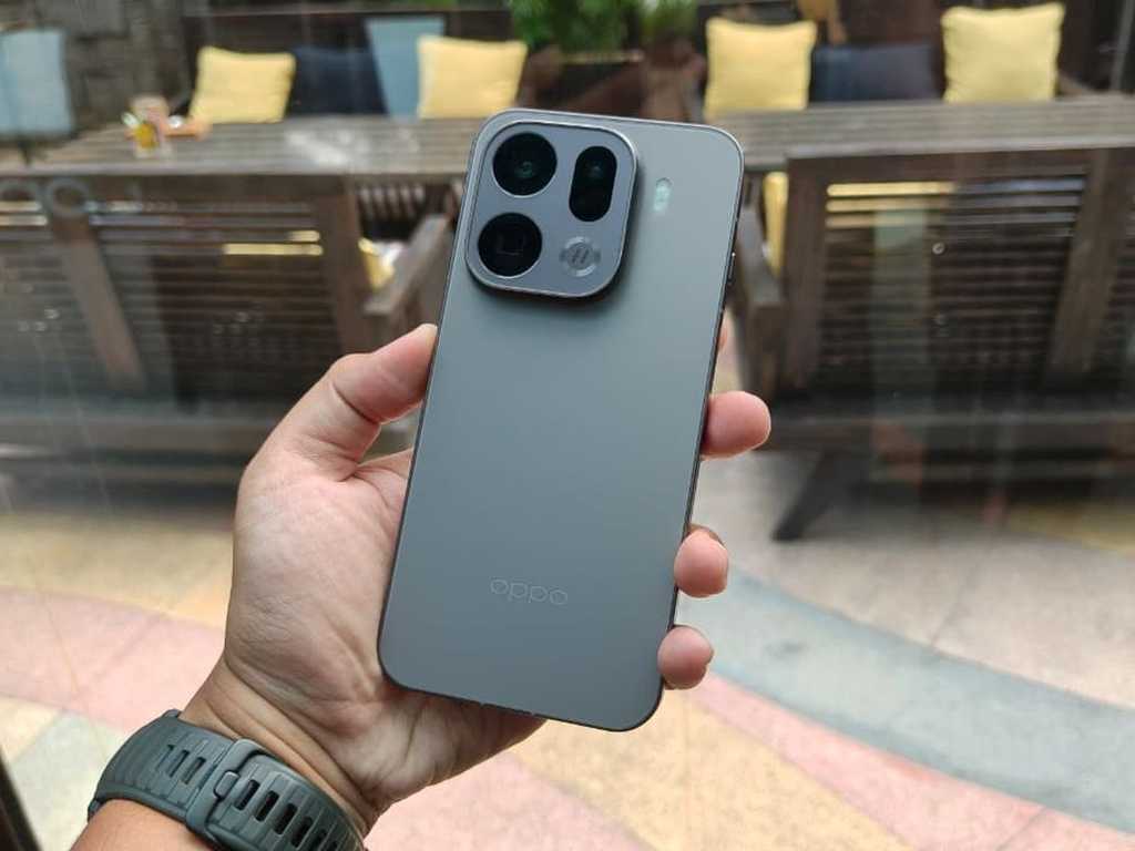 Oppo: Bukan Penjualan, Ini Strategi Dominasi HP Flagship Indonesia