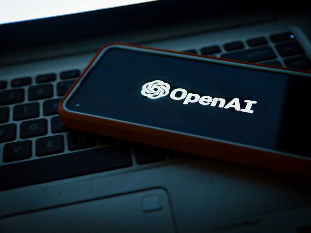 OpenAI: ChatGPT Akan Izinkan Konten Erotis, Sam Altman Ungkap Alasannya