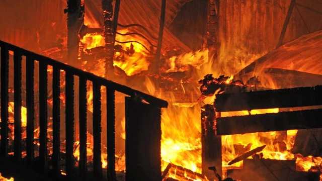 15 Rumah Hangus Terbakar di Cilincing, Diduga Korsleting Listrik