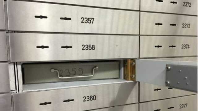 OJK Ungkap Alasan Utama Lonjakan Penggunaan Safe Deposit Box di Indonesia