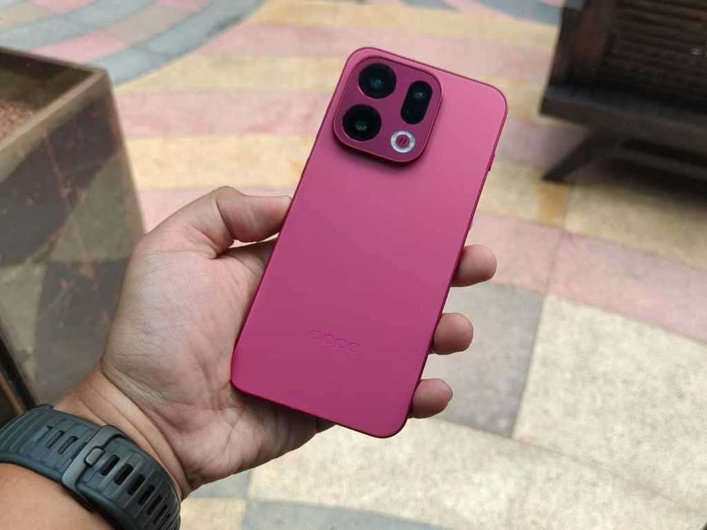 Oppo Find X9 Pamer Warna Velvet Red, Desain Flagship yang Berani Beda