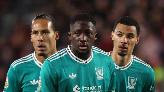Liverpool Terpuruk di Oktober, Jamie Carragher Sebut Krisis
