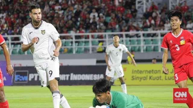 Vanenburg Soroti Jens Raven & Hokky Caraka: Lini Depan Timnas U-23 Tumpul Lawan Laos