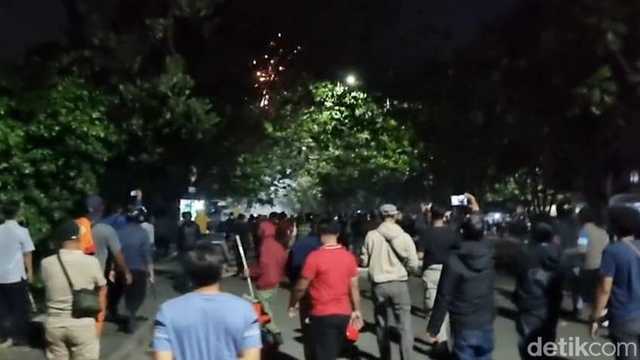 Pakar Bongkar Alasan TikTok Live Dimatikan: Redam Anarki & Hoaks Liar