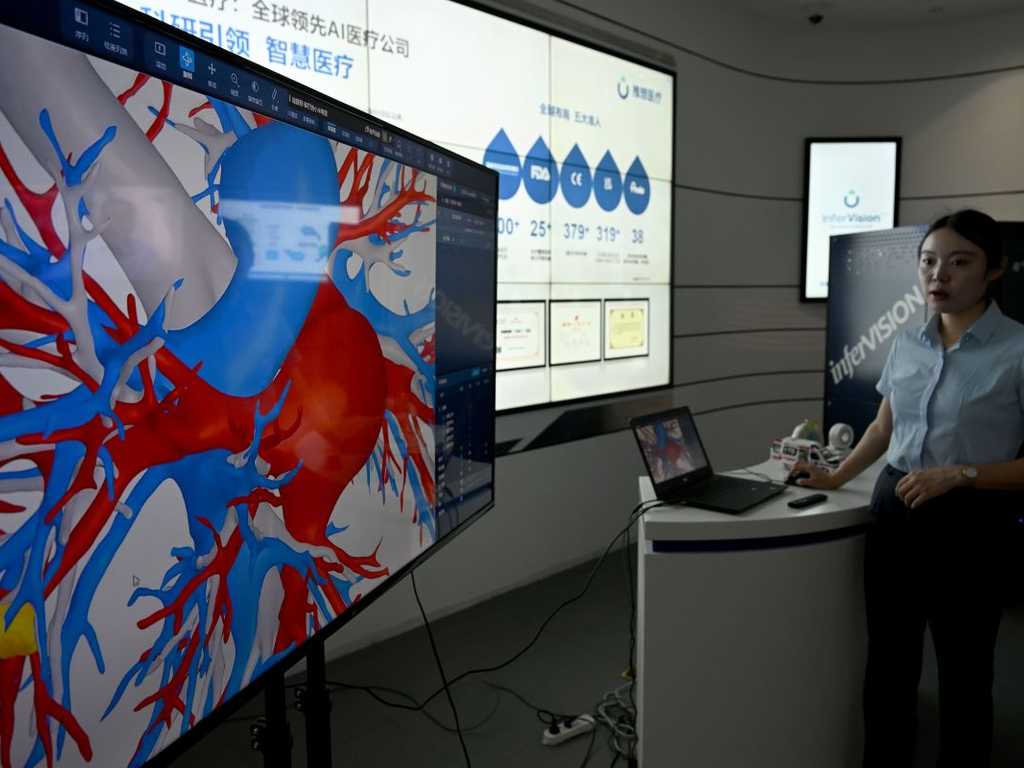 Dokter AI curi perhatian di Pameran China-ASEAN