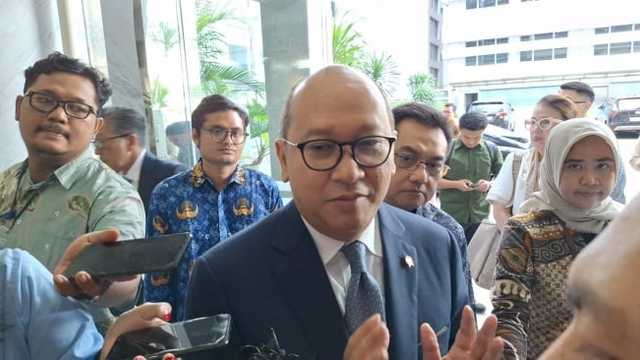 Search image article