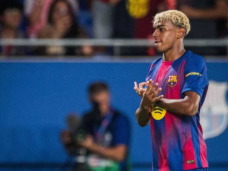 Lamine Yamal boyong 20 keluarga ke Paris, siapkan pesta Ballon d'Or 2025
