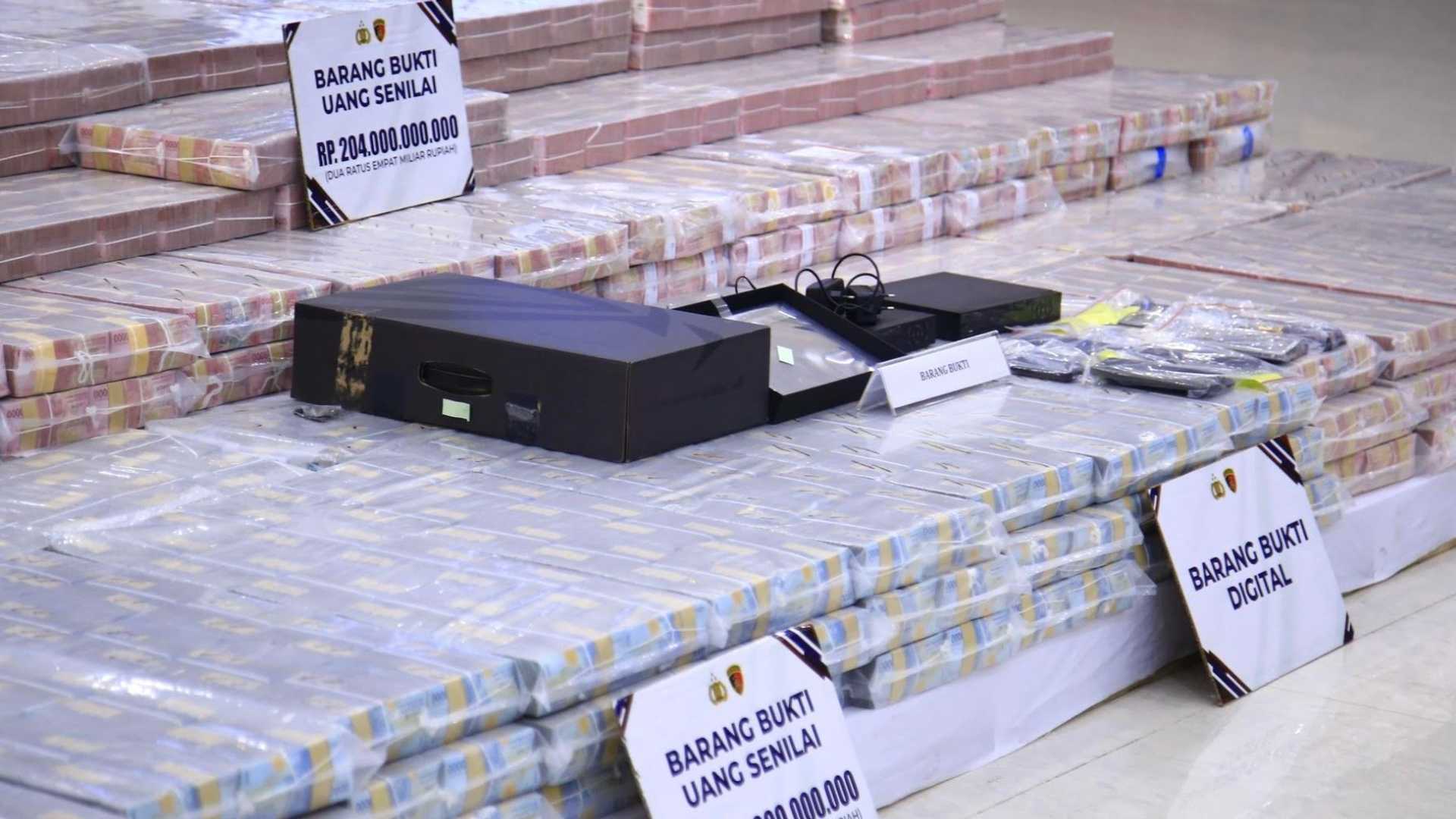 Search image article