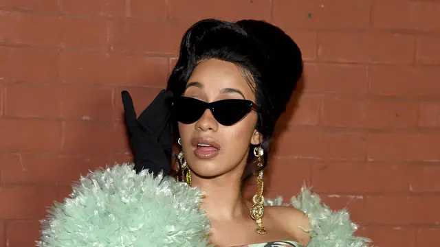 Cardi B umumkan kehamilan anak ke-4 dengan Stefon Diggs