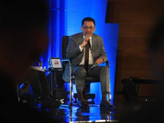 Search image article