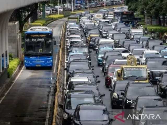 TransJakarta Tegaskan Zero Tolerance Kekerasan Seksual, Buka Ruang Evaluasi Kasus