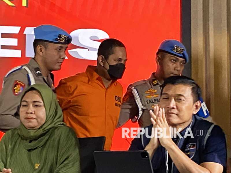 Bekas Kapolres Ngada dituntut 20 tahun penjara atas pemerkosaan anak