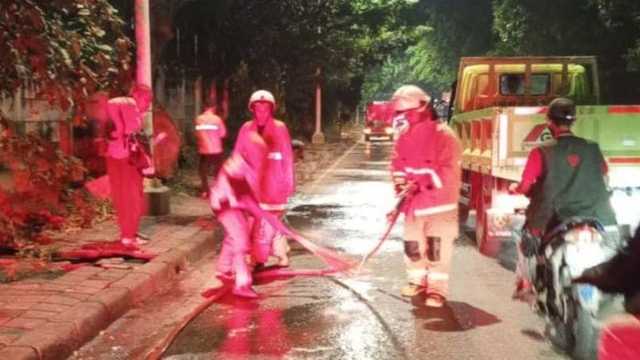 Tumpahan Oli di Kelapa Gading, Delapan Pemotor Terjatuh