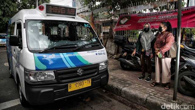 Jakarta Ganti 100 Angkot Tua: JakLingko Listrik Ber-AC Siap Beroperasi