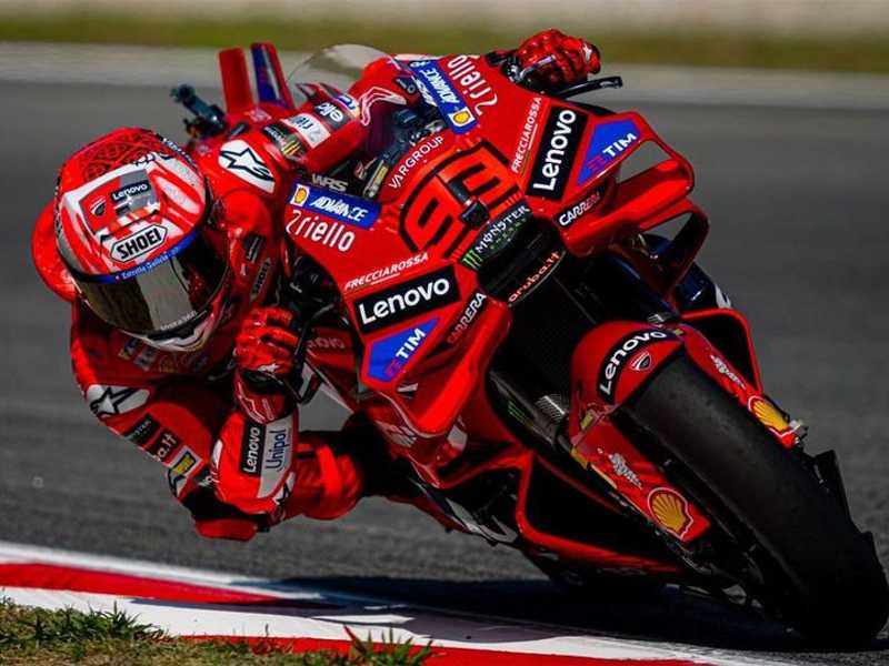 Marc Marquez Sabet Sprint Race MotoGP Catalunya 2025, Ducati Kunci Gelar Dunia!