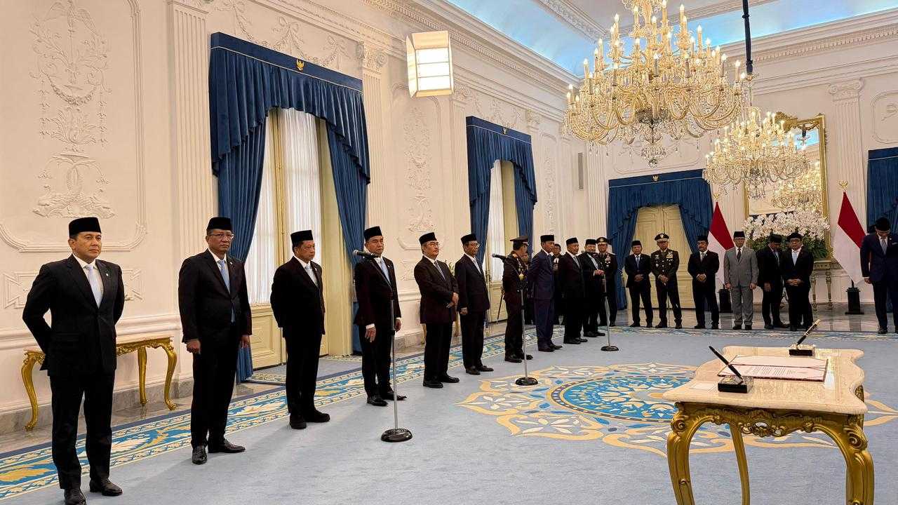 Prabowo Resmi Lantik Komisi Reformasi Polri, Soroti Budaya Kerja