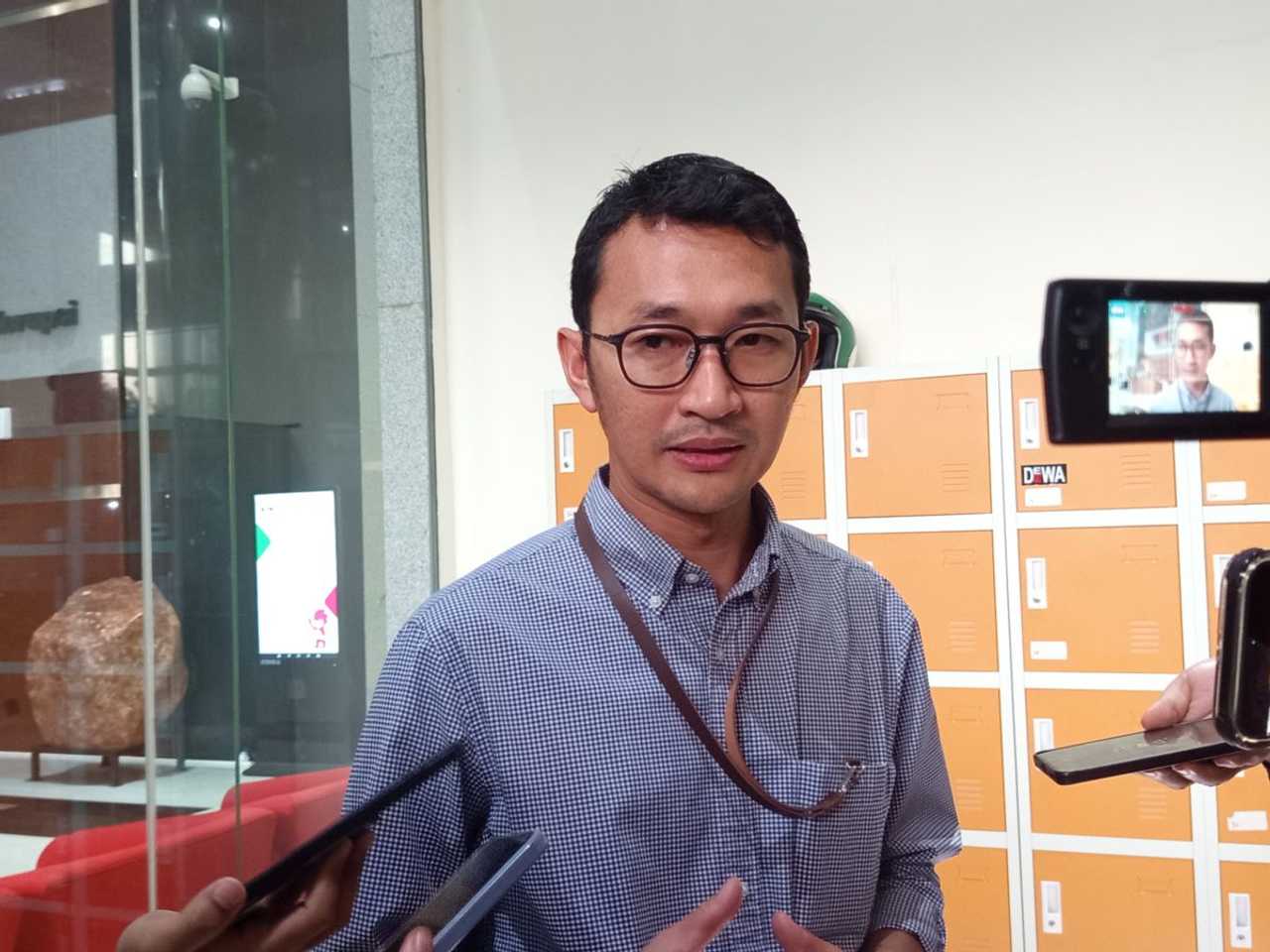 Search image article