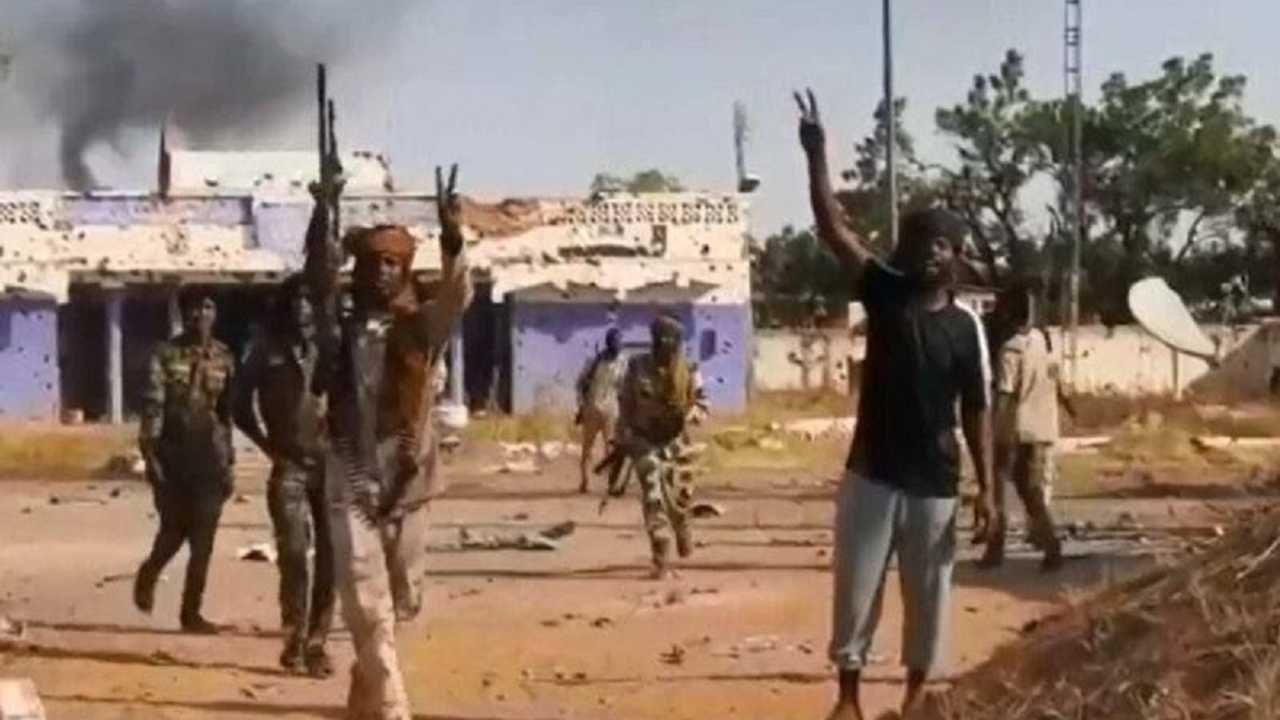 Sudan: RSF Kuasai Al-Fashir, Tentara Mundur Demi Warga Sipil