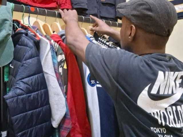 Pedagang Thrift Makassar: Larangan Impor Pakaian Bekas Ancam UMKM