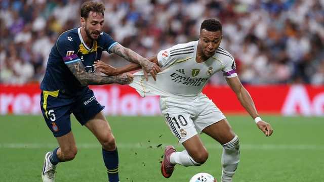 Real Madrid jaga start sempurna, kukuh di puncak klasemen Liga Spanyol