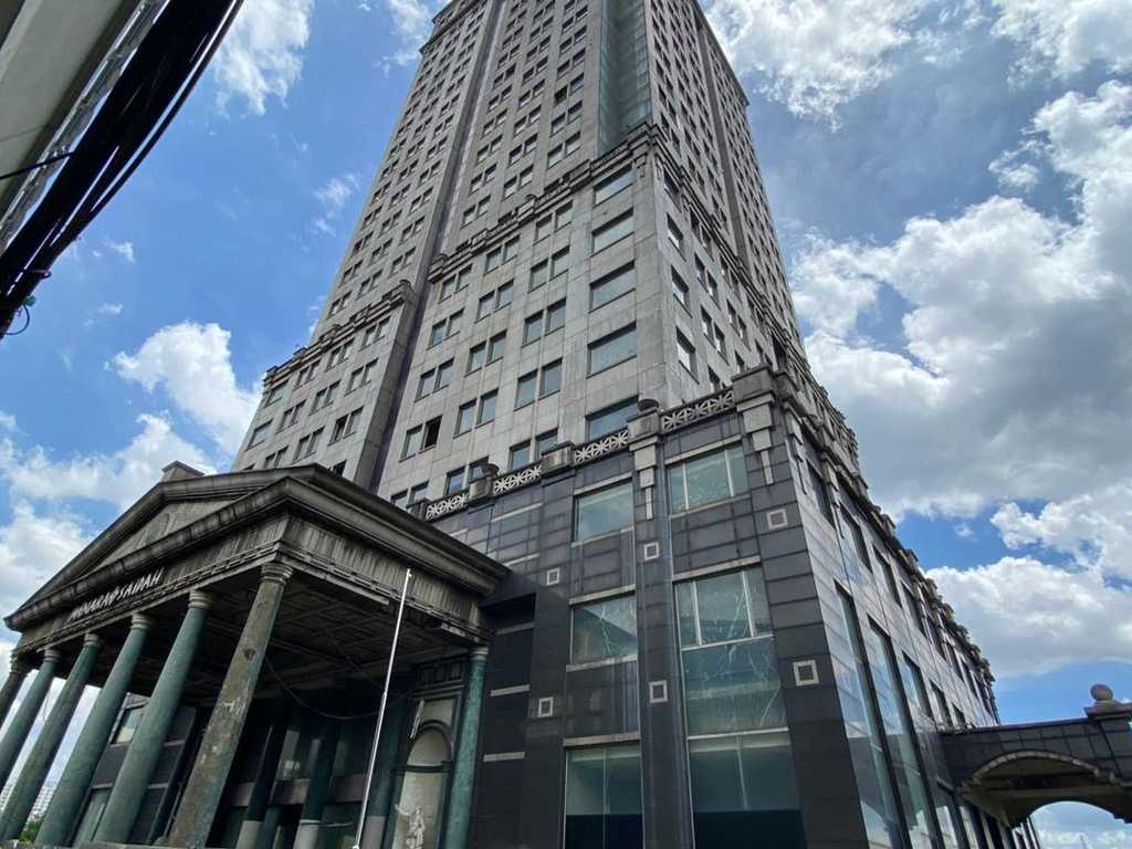 Menara Saidah: Kisah Gedung Mewah Terbengkalai di Jantung Jakarta