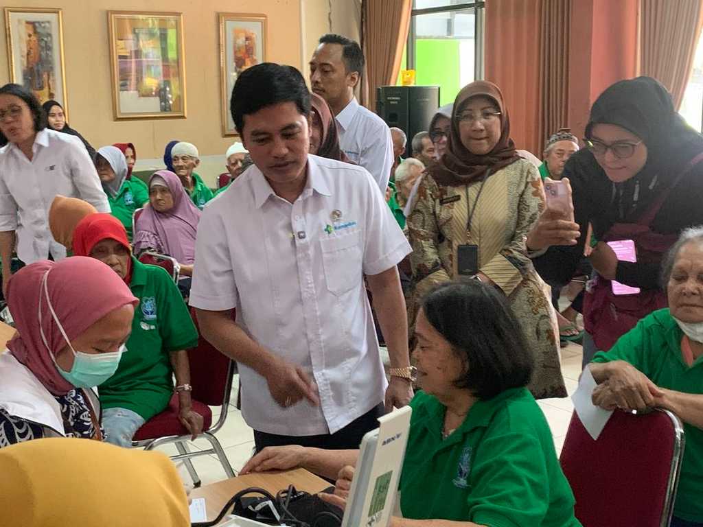 Search image article