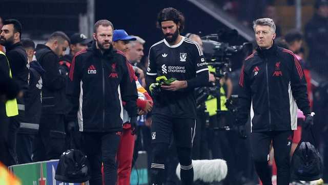Paul Scholes: Absennya Alisson Jadi Penyebab Utama Kemerosotan Liverpool