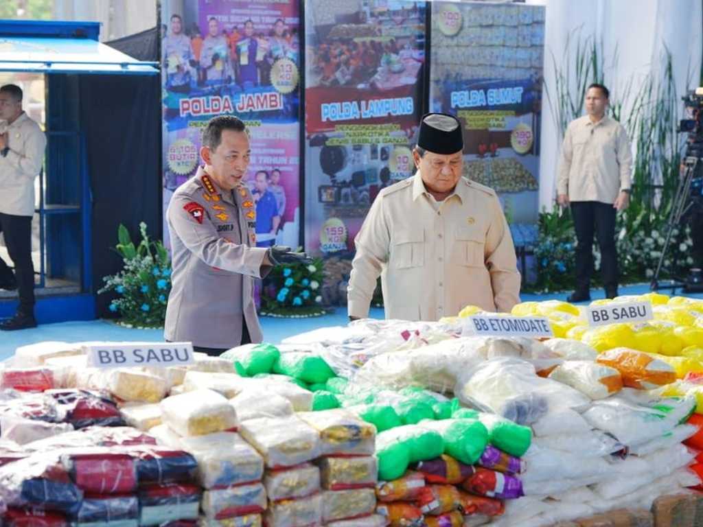 Prabowo Hadiri Pemusnahan 214 Ton Narkoba, Ingin Ikut Gerebek Pabrik