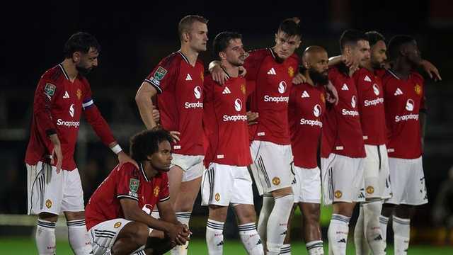 MU Dipermalukan Grimsby Town di Piala Liga, Tersingkir Lewat Adu Penalti 12-11