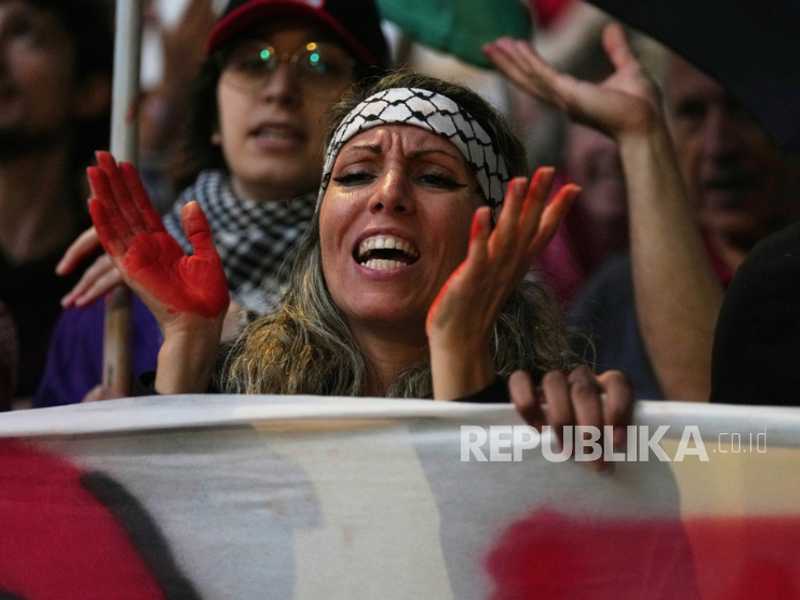Dua Juta Warga Italia Turun ke Jalan, Bela Gaza dan Kecam Meloni