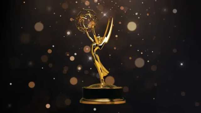 Apple TV+'s The Studio pecahkan rekor dengan 13 piala di Emmy Awards ke-77