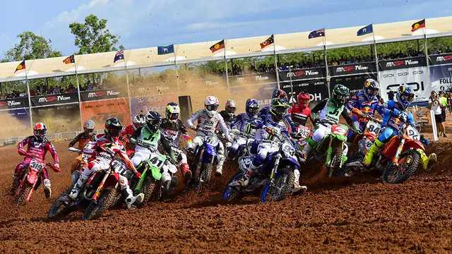 Lucas Coenen raih pole position di MXGP Australia, kejar gelar juara