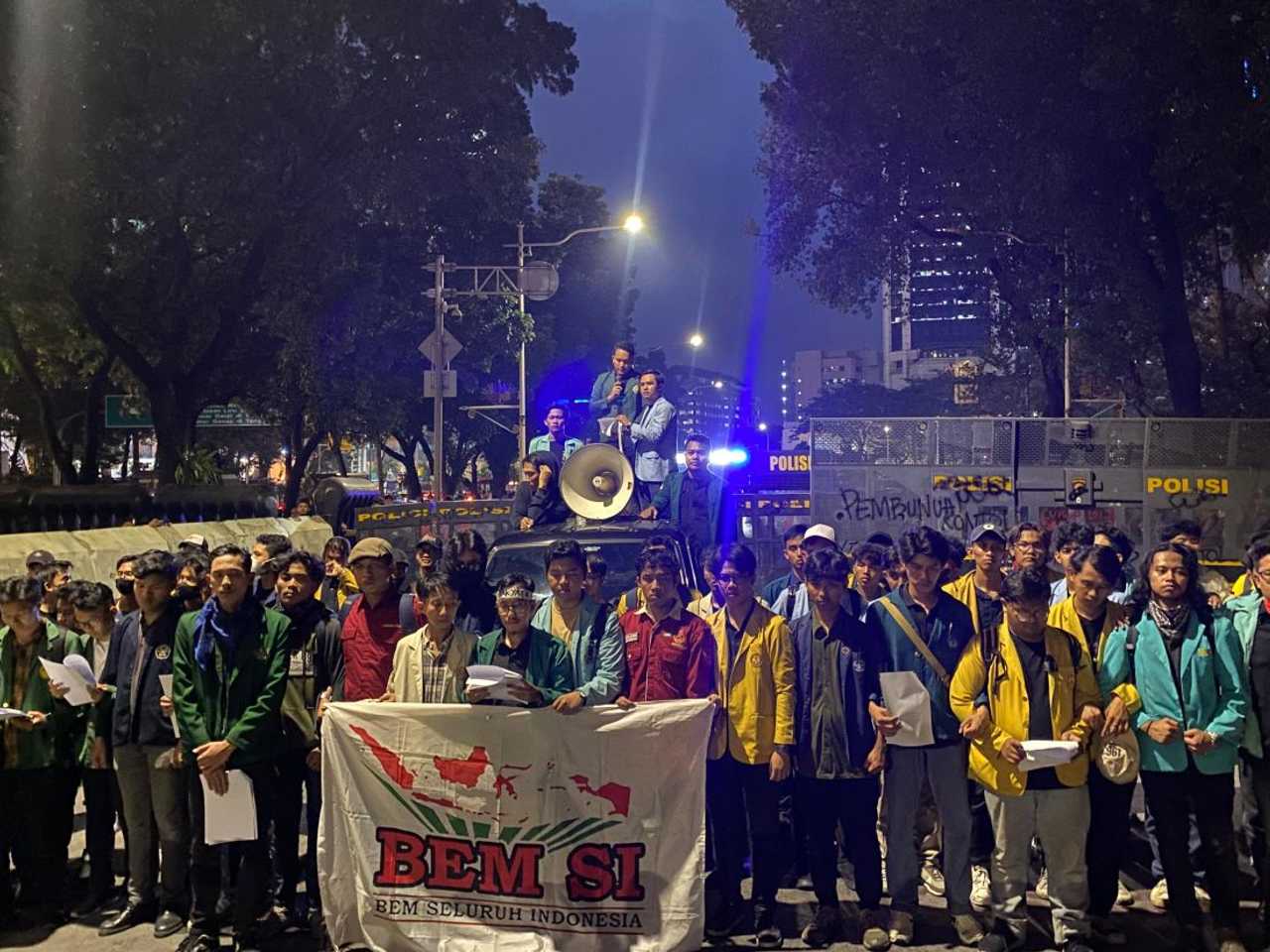 BEM SI Kecewa Berat: 17 Tuntutan Mahasiswa Tak Digubris Istana