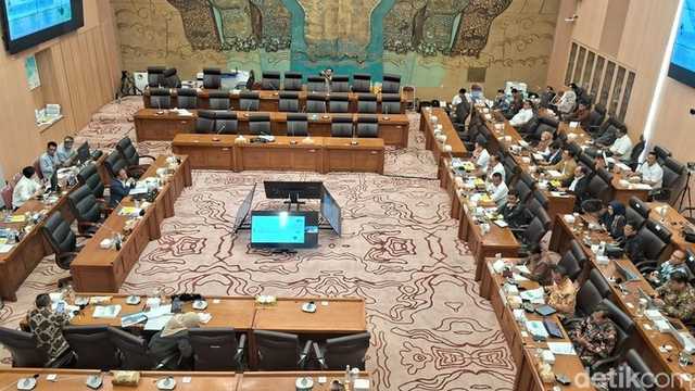 Search image article