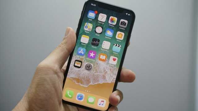 4 Cara Reset iPhone Terkunci 2025: Dijamin Mudah & Pasti Berhasil!