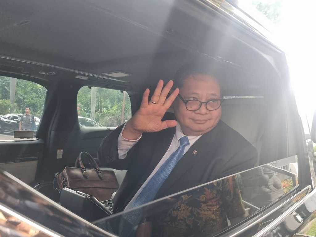 Prabowo Siapkan Dana Korupsi untuk Bayar Utang Kereta Cepat Whoosh