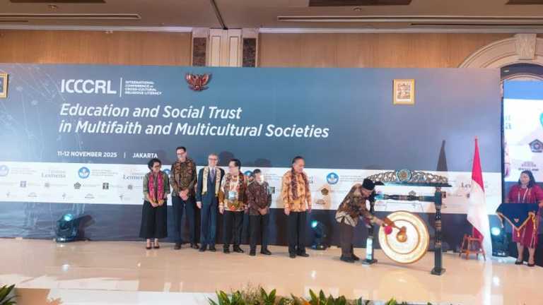 Search image article