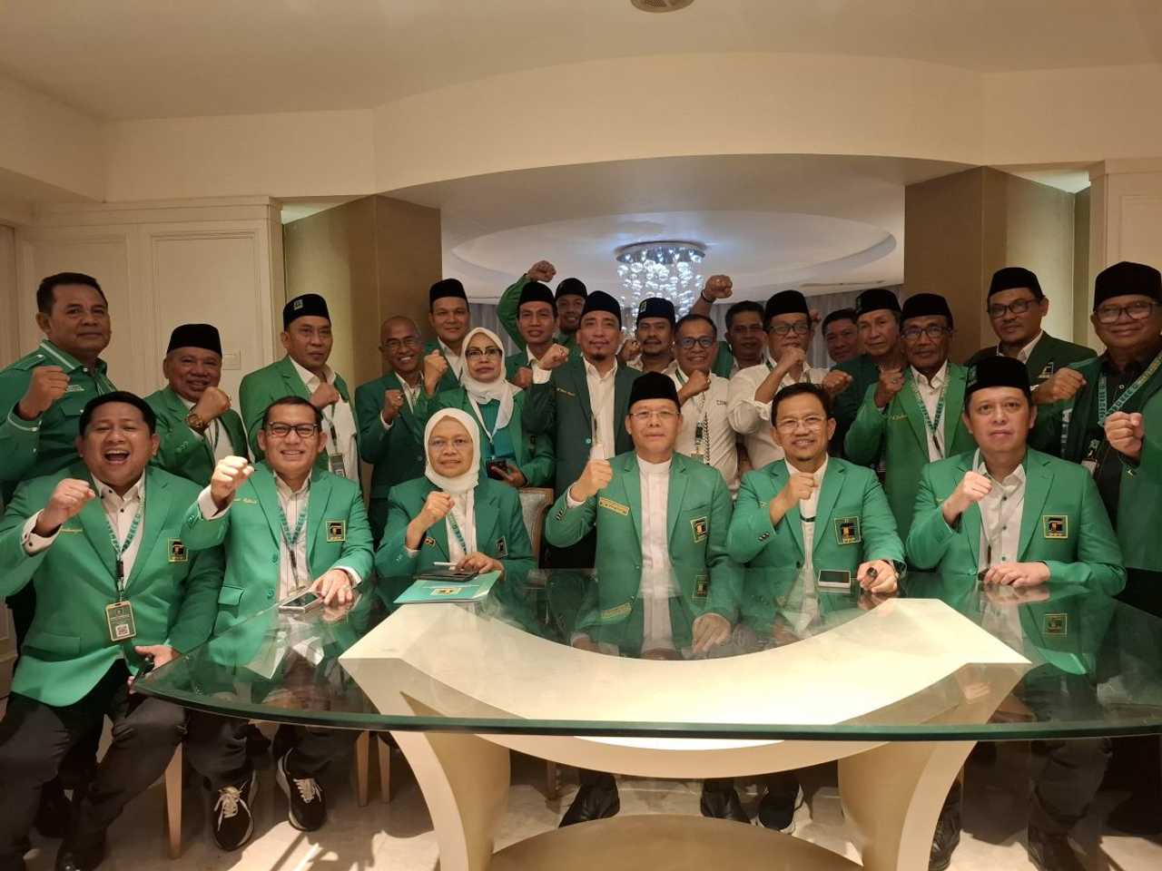 Search image article