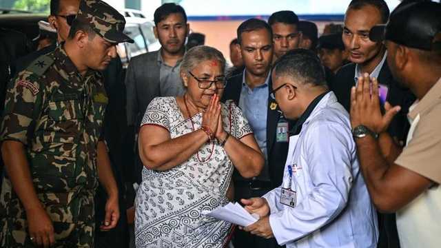 PM sementara Nepal, Sushila Karki, jenguk korban demo; 51 tewas dan 12.500 narapidana kabur
