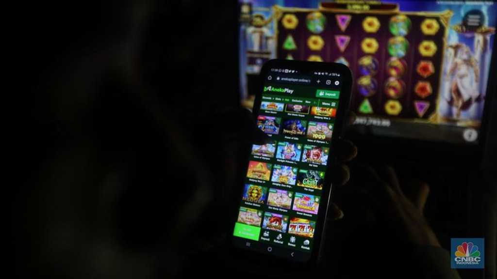 Komdigi Blokir 2,4 Juta Konten Judi Online, Desak Platform Bertindak