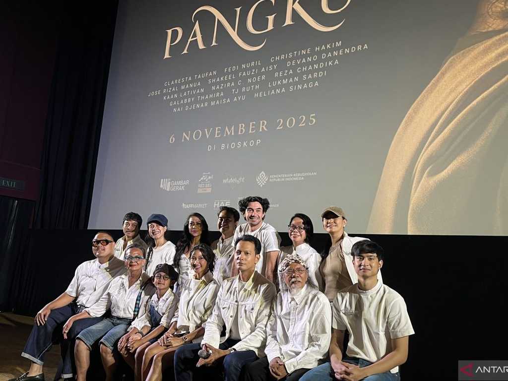 Reza Rahadian Debut Sutradara 'Pangku', Kisah Ibu Terpaksa Jadi Pelayan Kopi