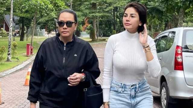 Nikita Mirzani Sebut "Judol" Saat Dengar Nama Fitri Salhuteru