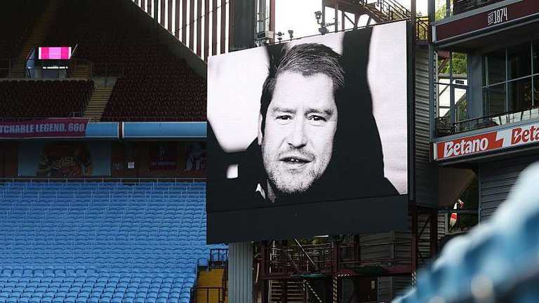Laga WSL Liverpool ditunda setelah mantan manajer Matt Beard meninggal dunia