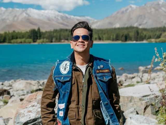 Search image article