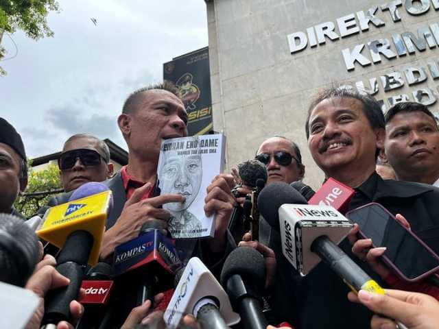 Kasus Ijazah Palsu Jokowi: Roy Suryo Cs Siap Adu Bukti di Polda Metro Jaya