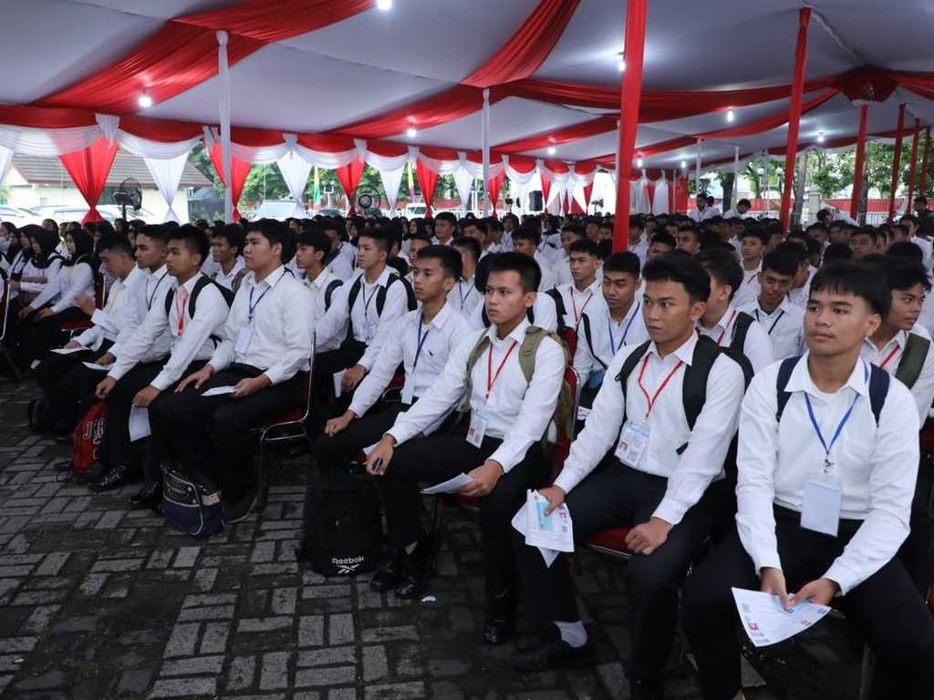 Search image article