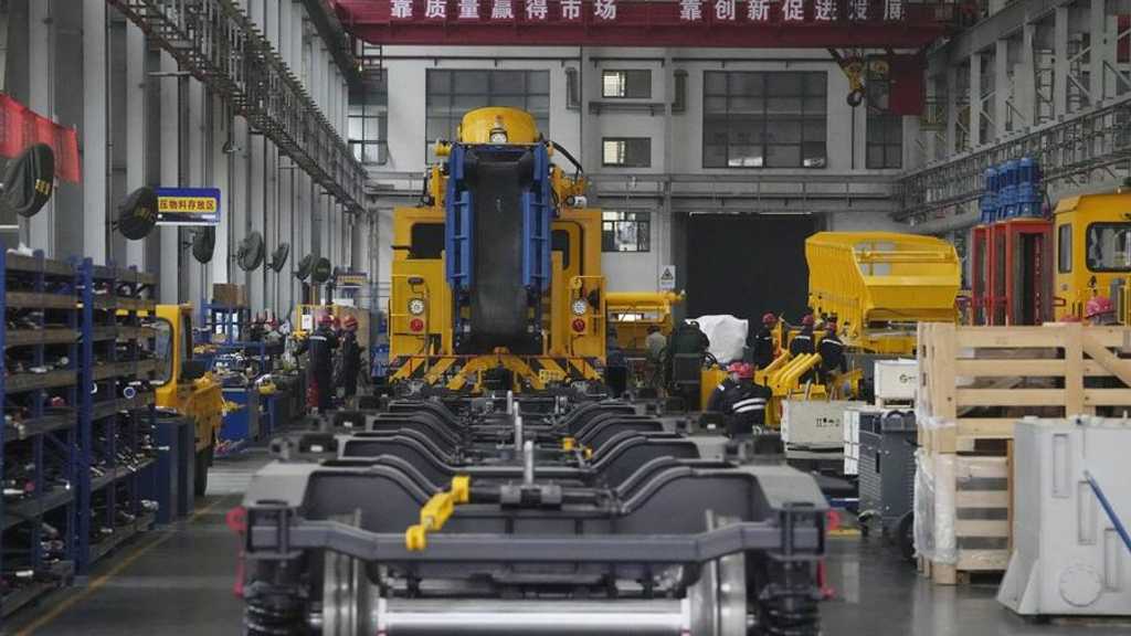 Aktivitas Manufaktur China Menyusut Drastis, Terendah Sejak April