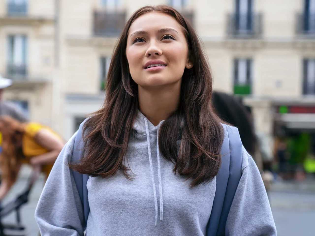 Lola Tung Panik di Lokasi Syuting The Summer I Turned Pretty, Belly Punya Pacar Baru di Paris?