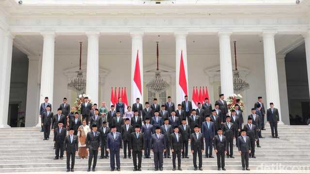 Survei Poltracking: Kinerja Prabowo-Gibran, Ekonomi Terendah, Pendidikan Tertinggi