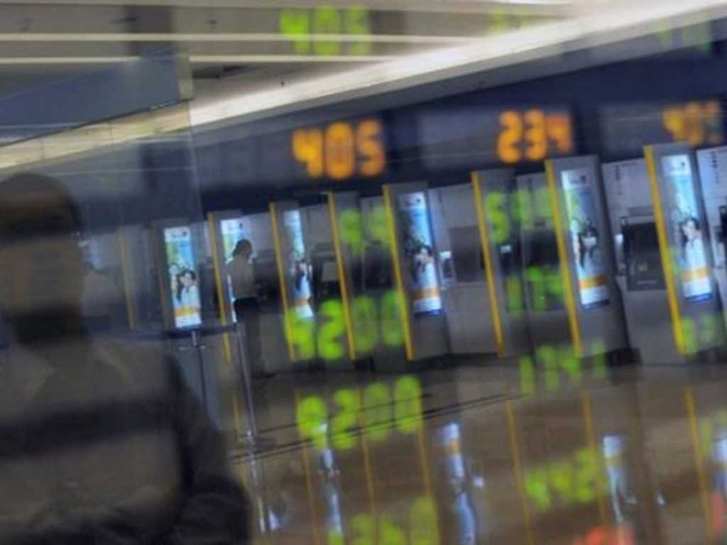 IHSG dan Rupiah Melemah, Pasar Guncang Akibat Tarif Baru Trump